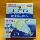 18 LED電球E17　東芝＊45.jpg